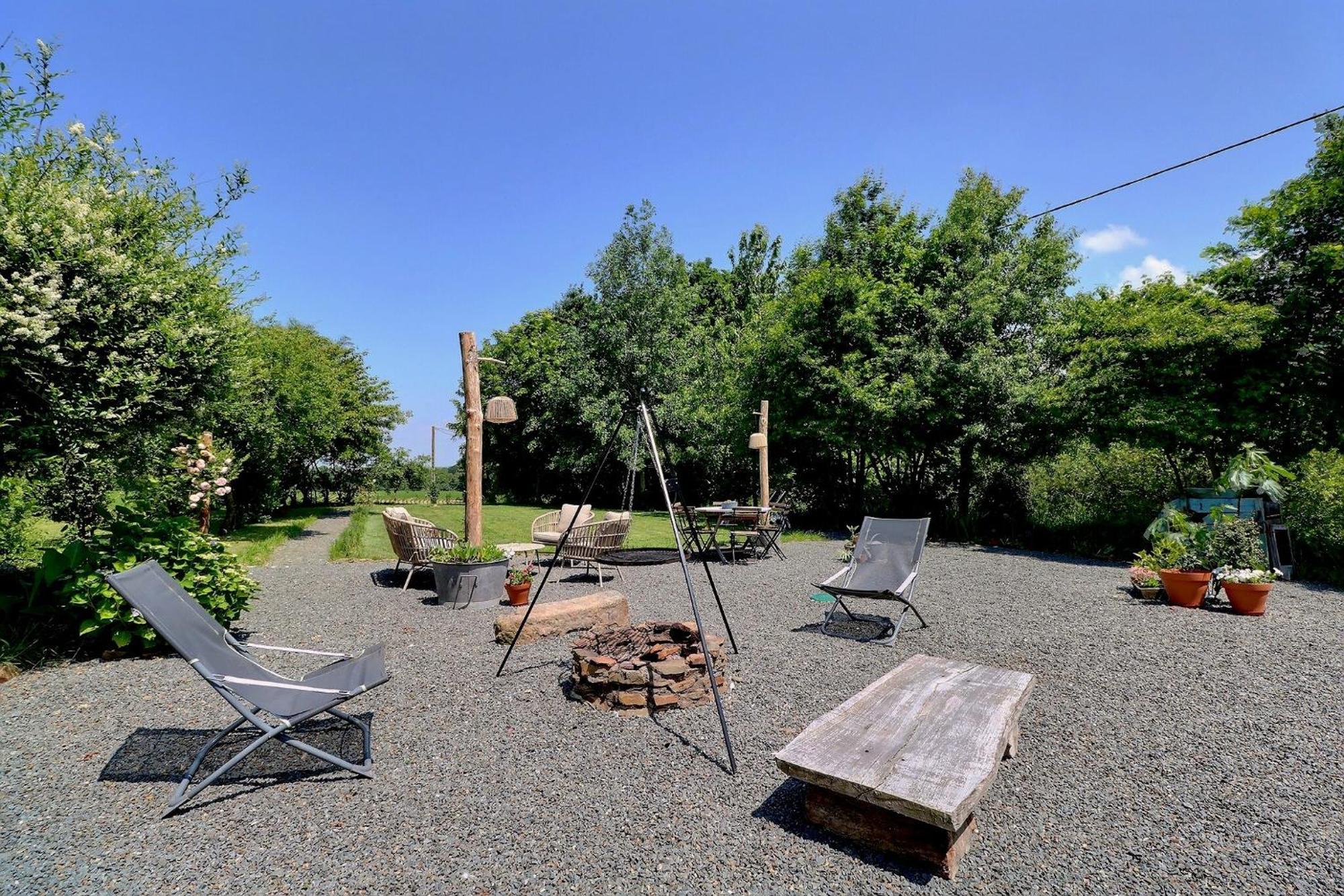Bed and Breakfast Agritourisme Abae Sougeal Екстер'єр фото